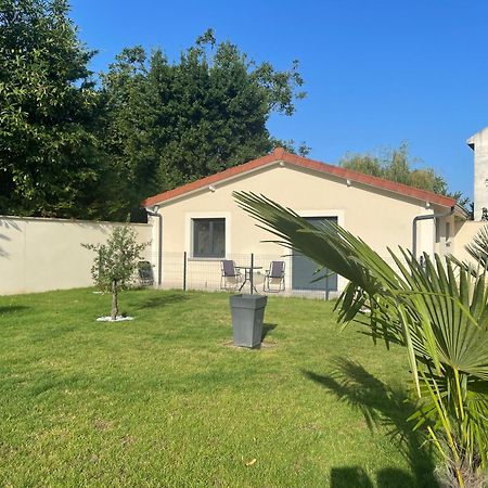 Un Cocon De Bien Etre Hotel Juvisy-sur-Orge Kültér fotó